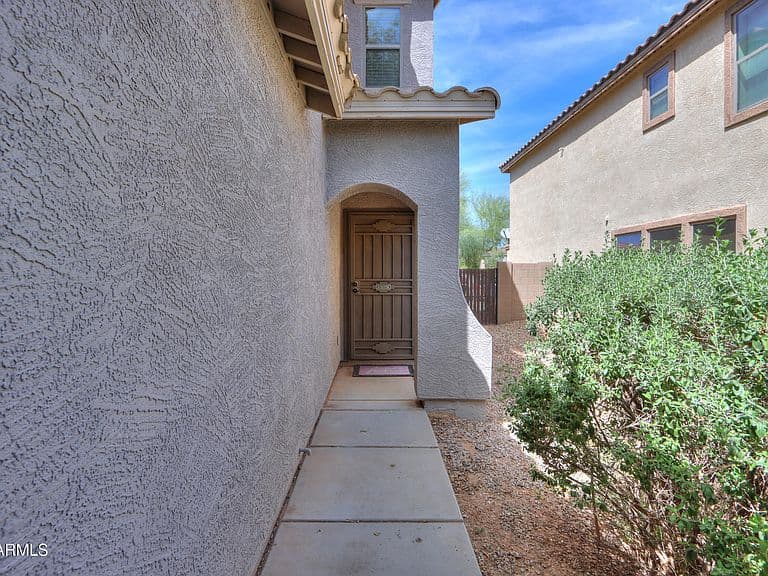 40332 W PEGGY Court photo 3