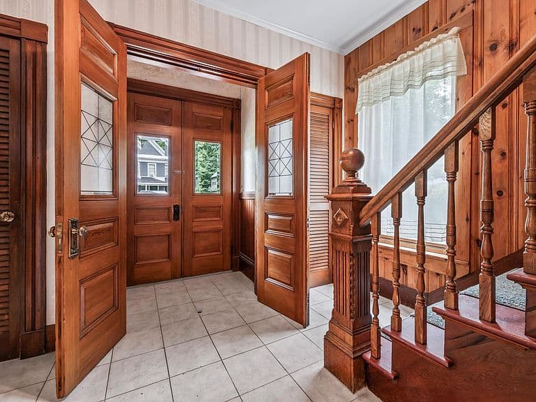 73 Bunker Hill Street photo 4