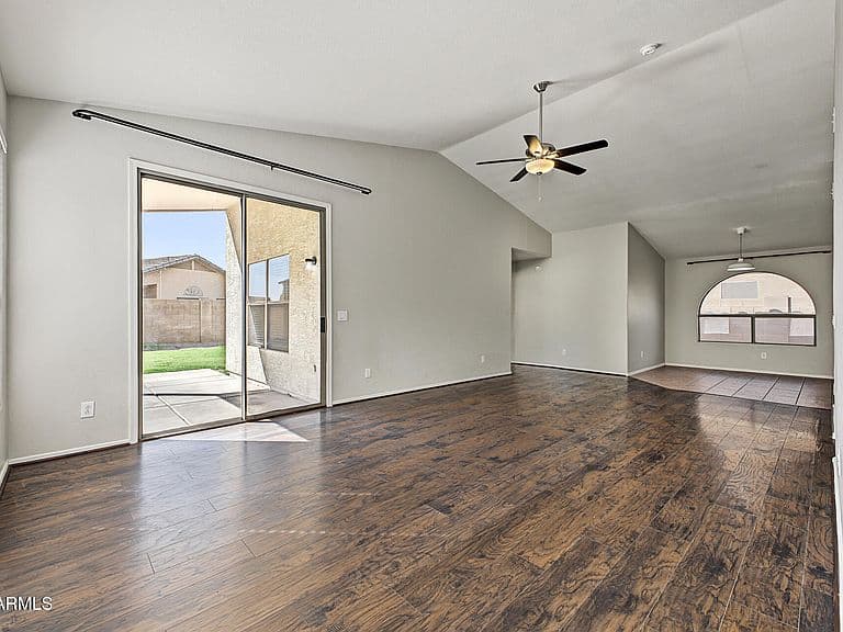 9819 E OLLA Avenue photo 5