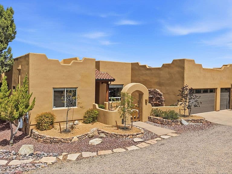 13647 N Black Elk Trl photo 1
