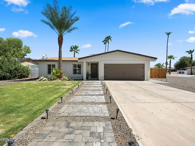 14037 N 57TH Street photo 1