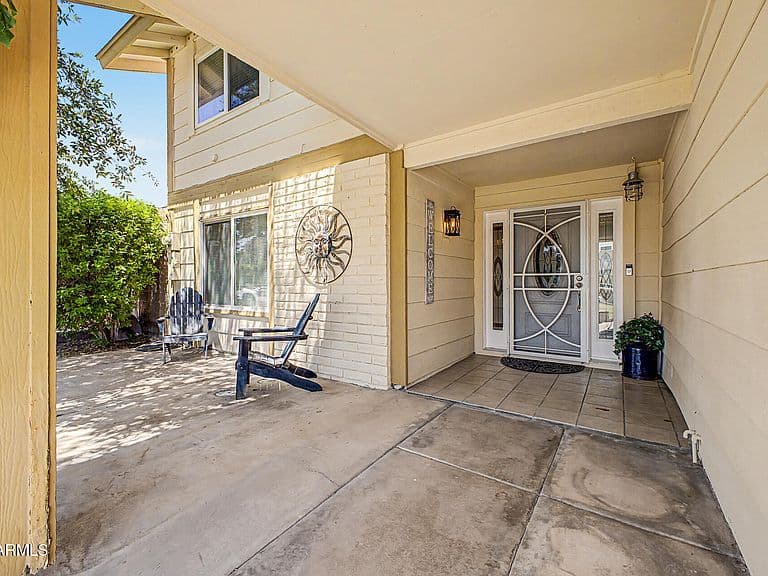 3960 W GLENAIRE Drive photo 5