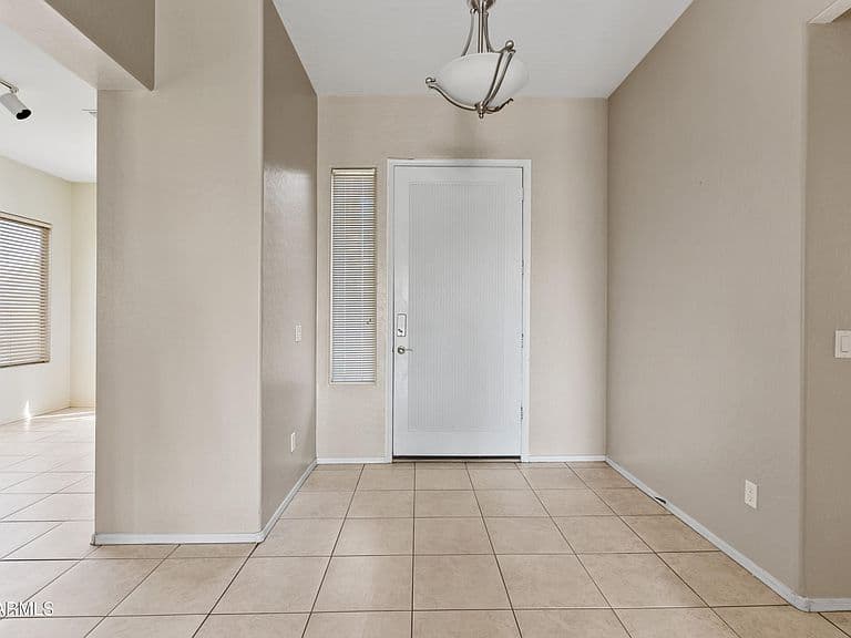 3928 S HOLLYHOCK Place photo 5