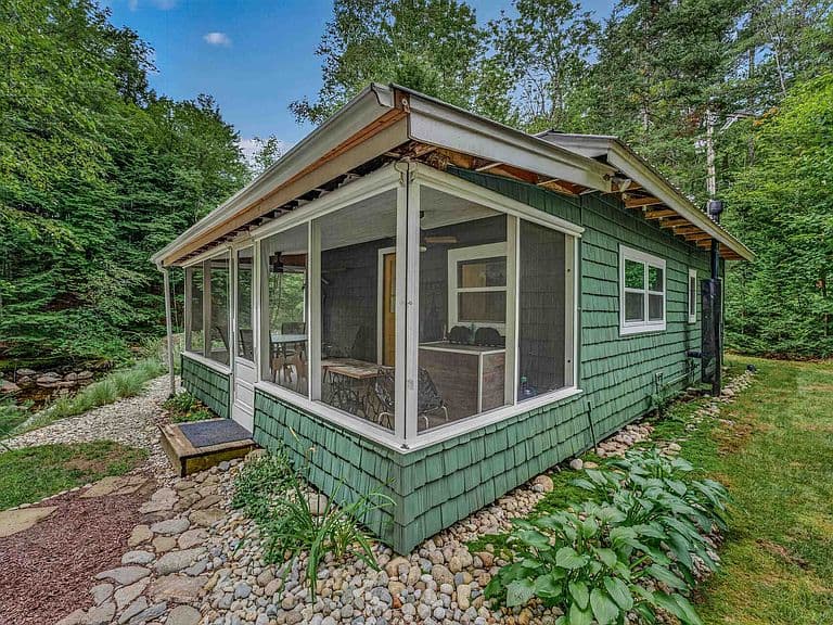 180 Millbrook Road photo 3