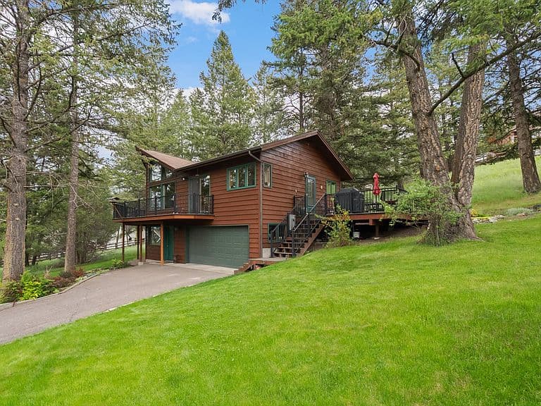 219 Segiah Way photo 1
