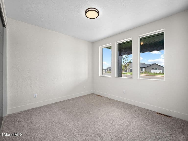 6482 W Constantine Ln photo 3