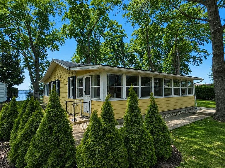 33 Leo Drive photo 5