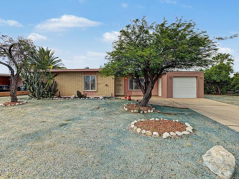 8251 E Escalante Rd photo 1