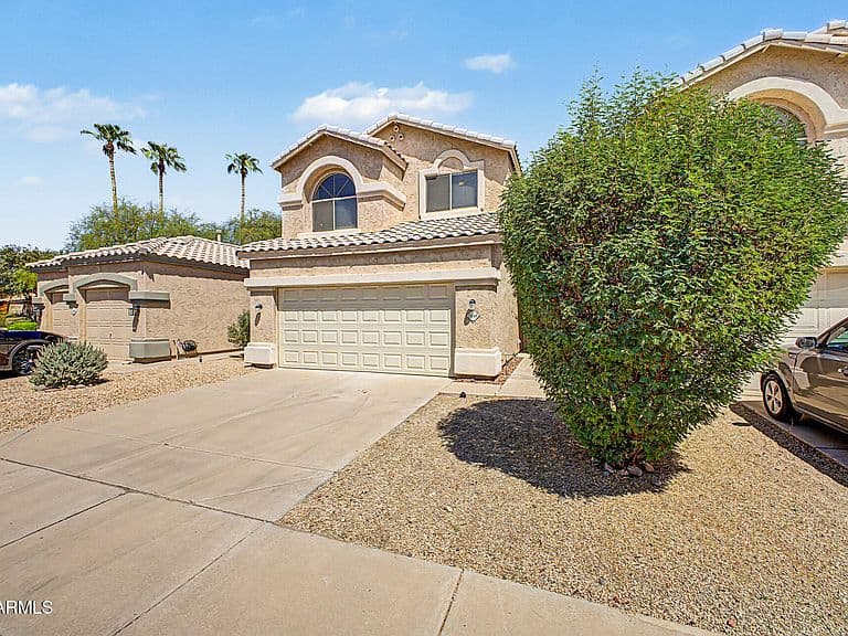 1348 W WAHALLA Lane photo 3