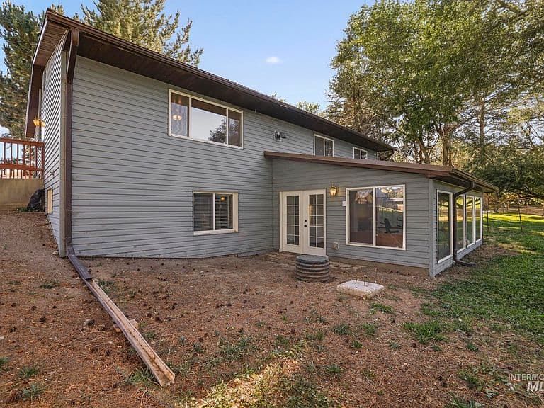 4796 River Rd photo 5