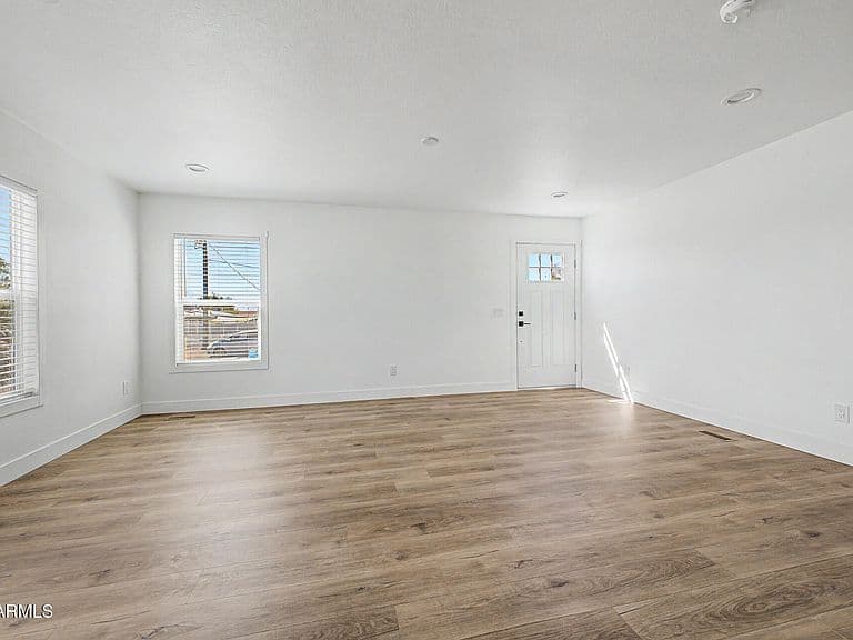 341 S MALCOLM Drive photo 3