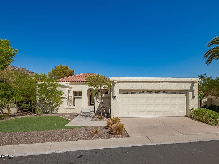 3800 E LINCOLN Drive #50 photo 2