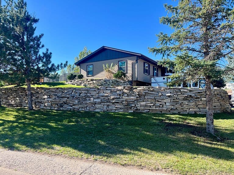 103 Mountain View Dr photo 2