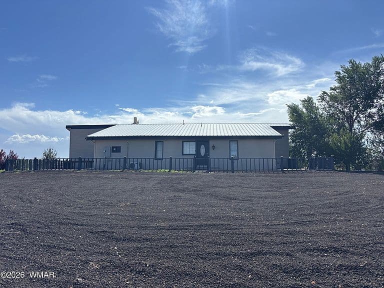 1099 S Kellis Blvd photo 4