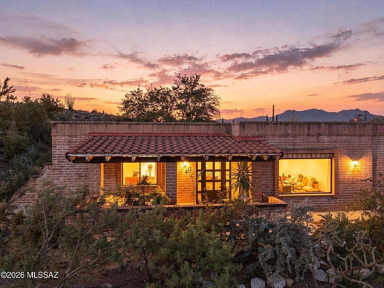 4961 W Placita De Los Vientos photo 2