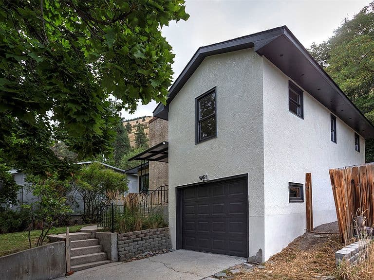 1520 Van Buren St photo 4