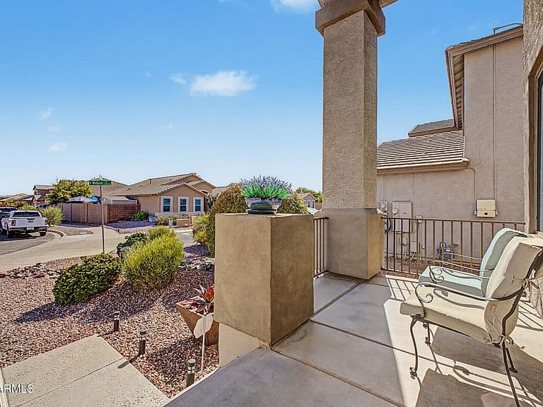 17462 W MOHAVE Street photo 5