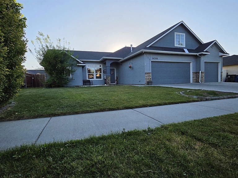 14306 N Mission Pointe Loop photo 3