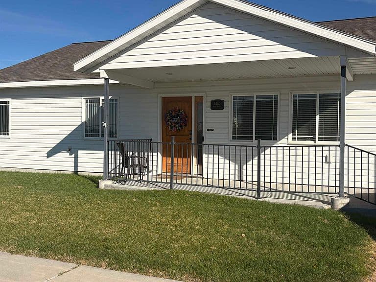 5260 Cole St photo 5