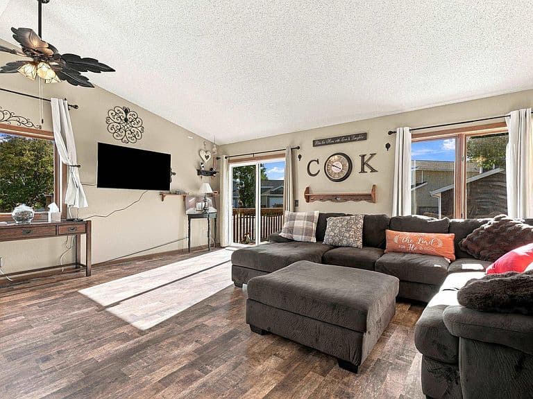 4124 Prairie View Dr photo 5