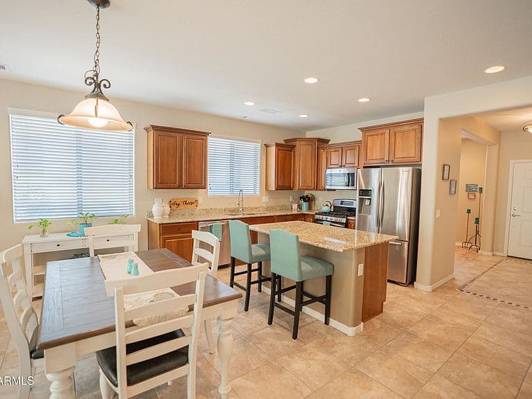 26508 W ROSS Avenue photo 4