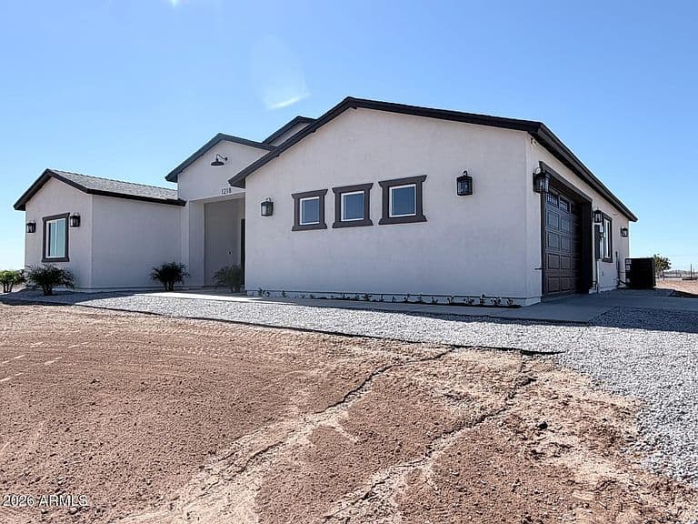 1218 N 374TH Avenue photo 2