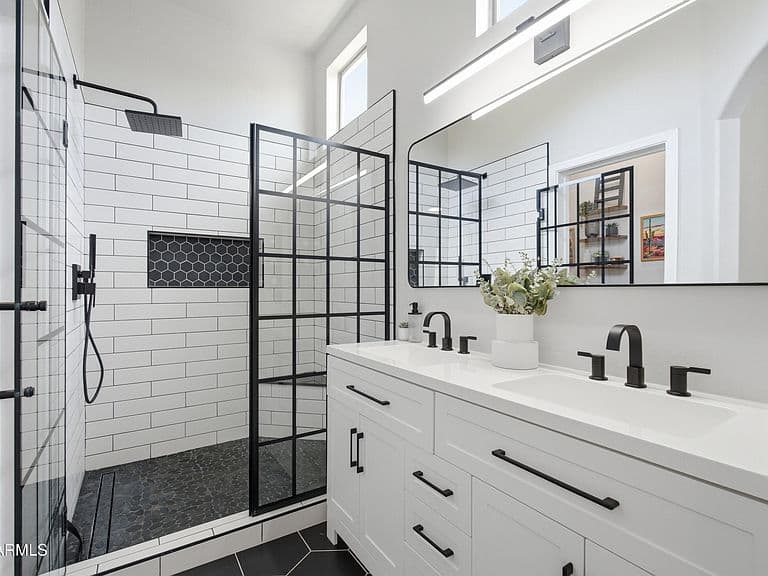 2024 S BALDWIN -- #76 photo 5