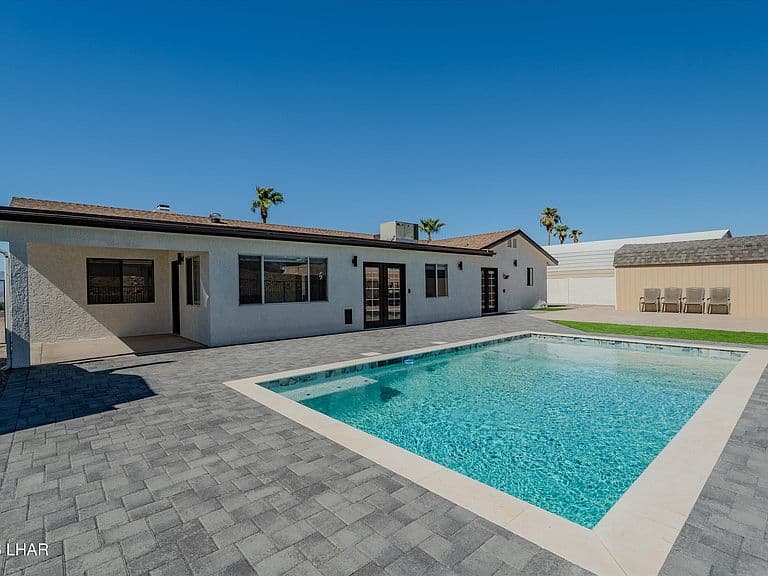 3580 Red Cloud Dr photo 3