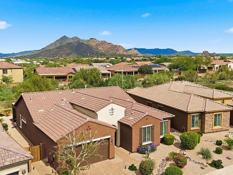 5916 E BRAMBLE BERRY Lane photo 2