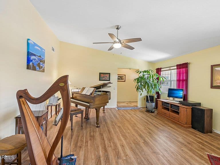 12422 W KEYSTONE Drive photo 4