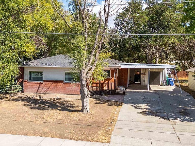 1422 N Fillmore St photo 1