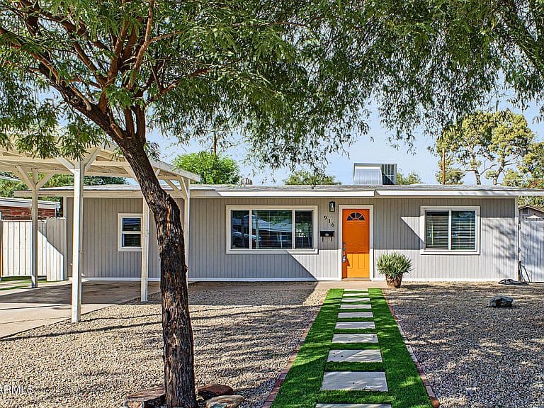 916 W PIERSON Street photo 2