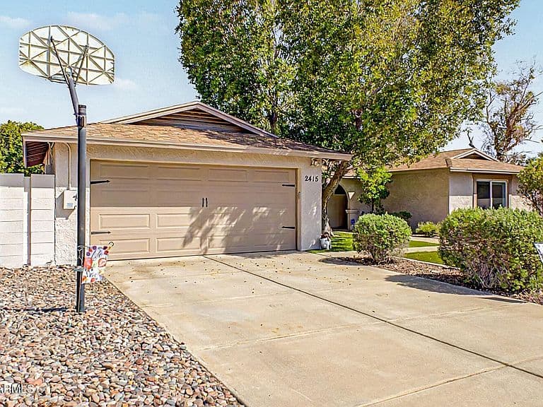 2415 W DAILEY Street photo 5