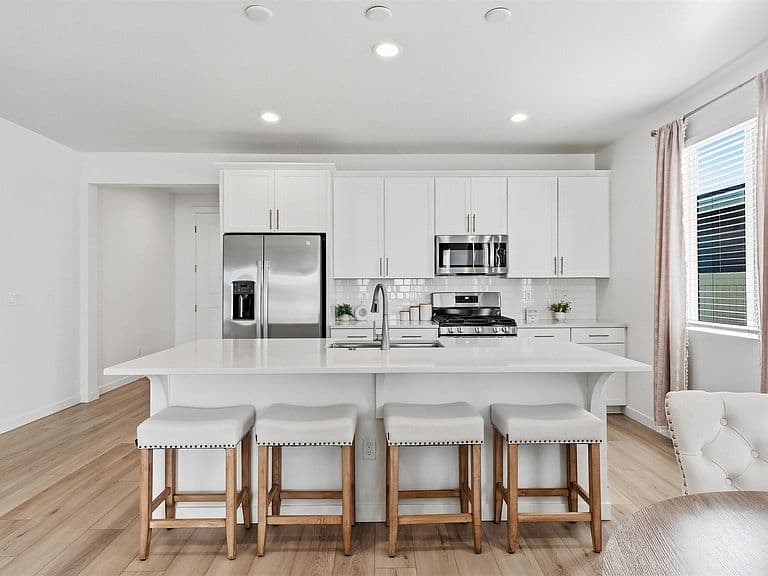 11168 W Helenium Dr photo 2