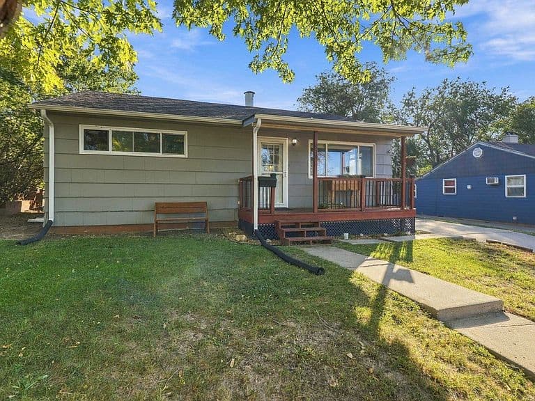 910 Allen Ave photo 4