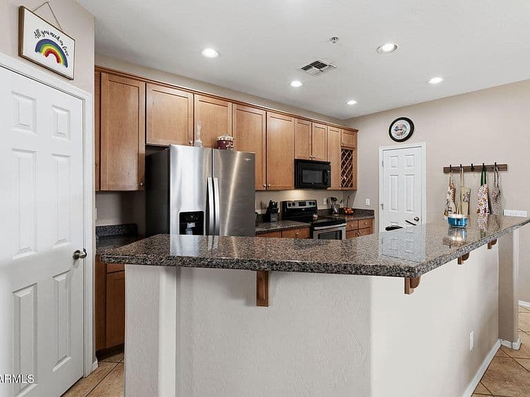 1330 S AARON Drive #215 photo 5
