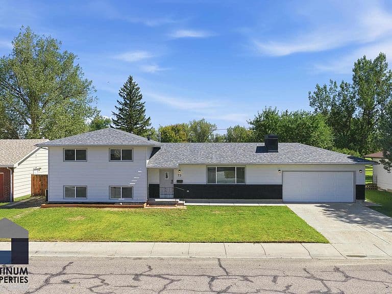 73 Valley Dr photo 2