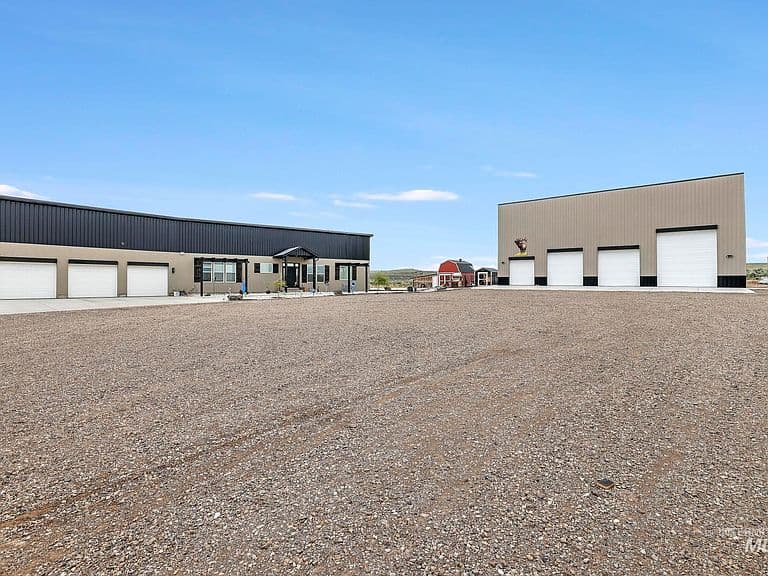 2527 E 1700 N photo 2