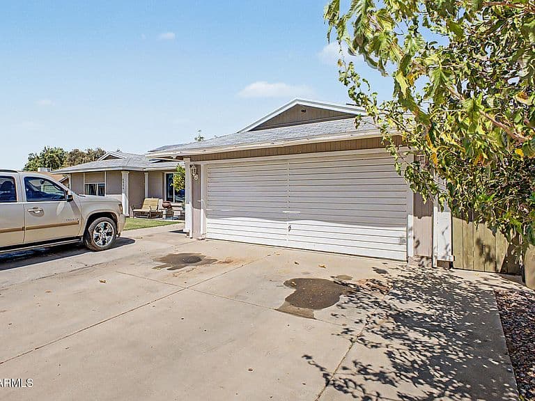 6834 W VERMONT Avenue photo 5