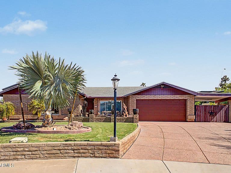 1265 W ELLIS Street photo 1