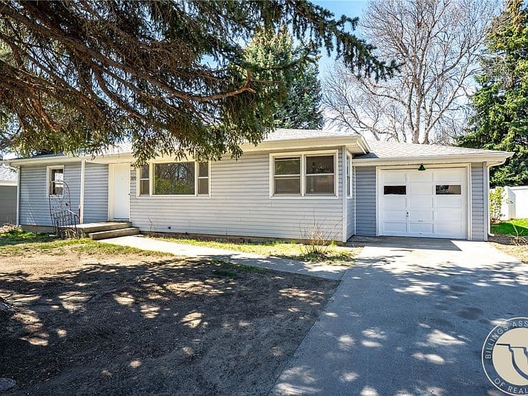 1820 Patricia Ln photo 1