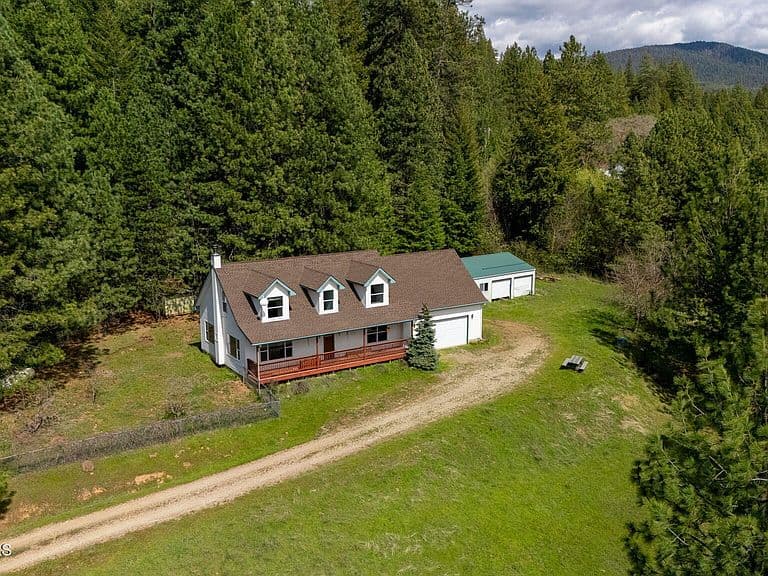 2676 E Canton Ln photo 1