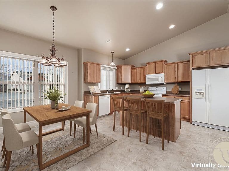5827 Foxtail Loop S photo 2