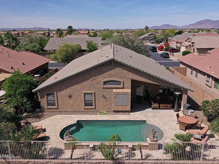 21863 N REIS Drive photo 1