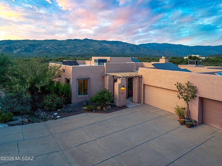 7913 S Galileo Ln photo 2