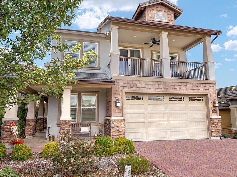 2217 Calgary Dr photo 1