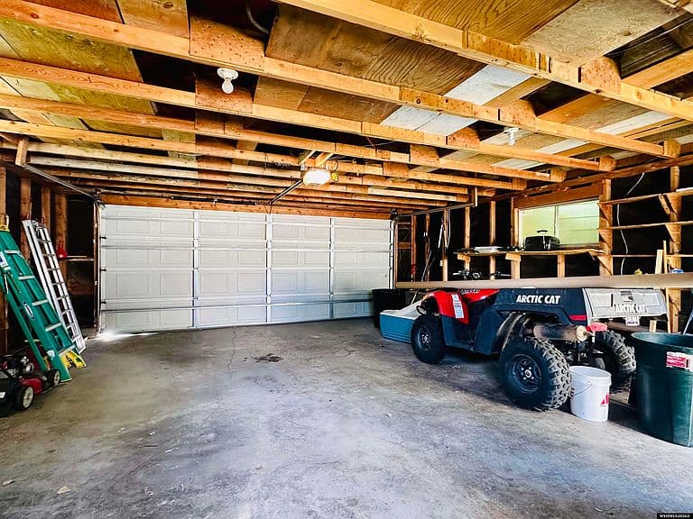 1105 McDougall Dr photo 3