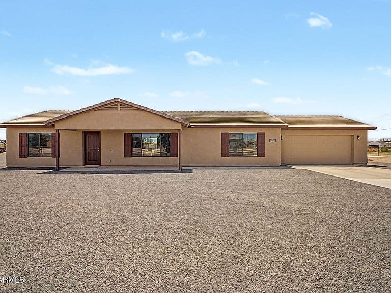 5959 E RED BIRD Lane photo 2