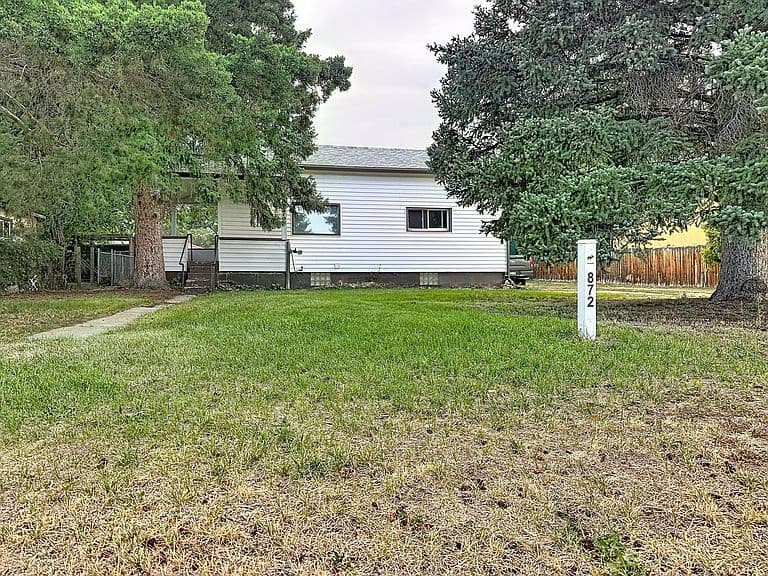 872 N Adams Ave photo 2