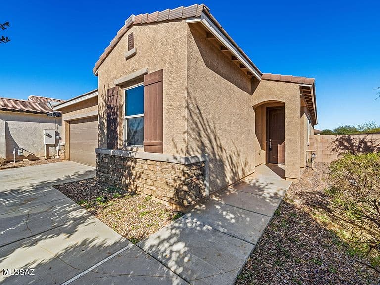 6623 E Via Jardin Verde photo 5
